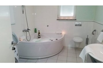 Hrvaška Privát Ičići, Eksterier